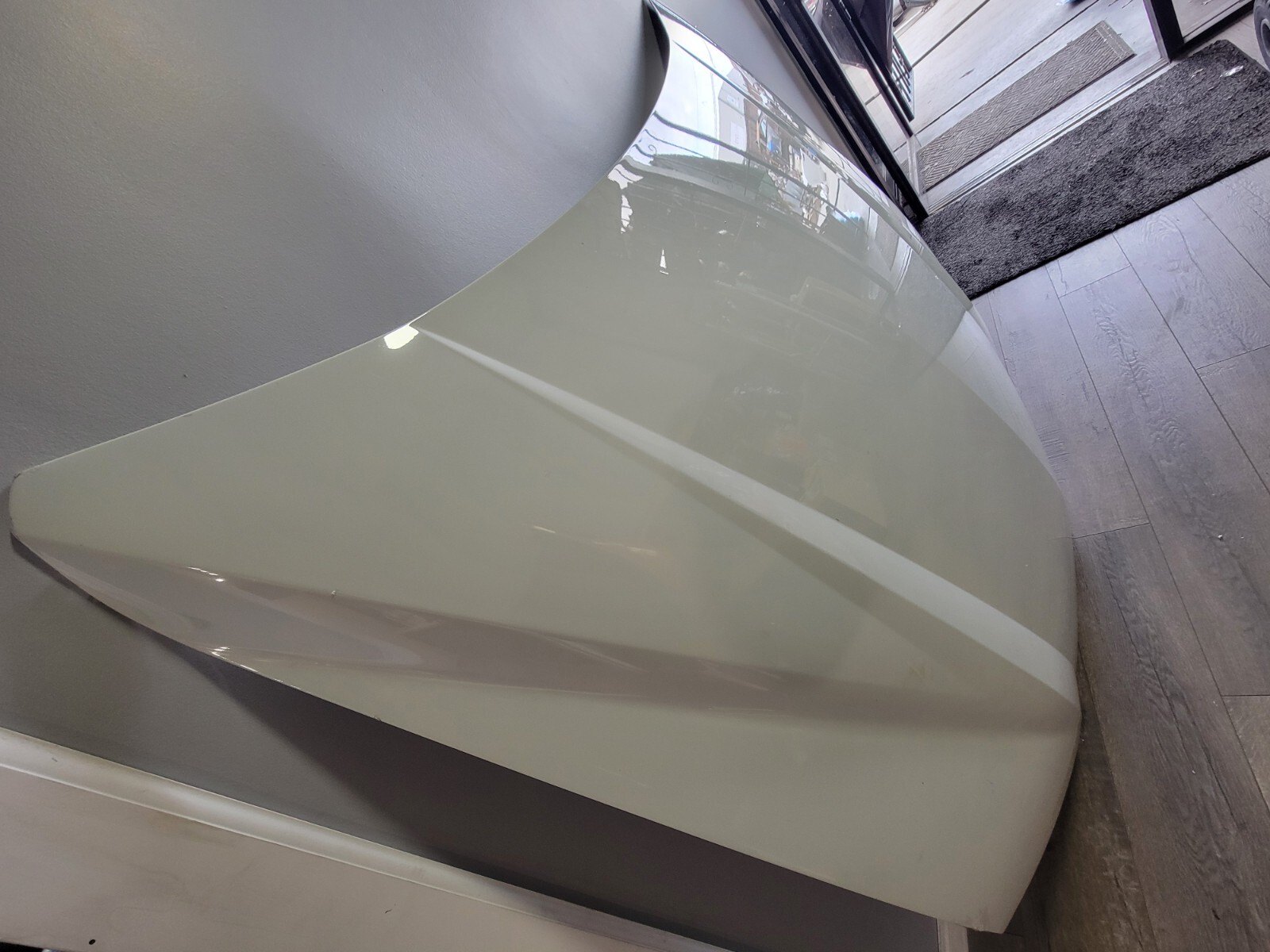 LAMBORGHINI URUS FRONT HOOD OEM 4ML823029 BLACK
