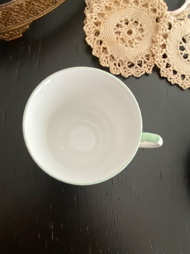 Antique Lovely Elizabethan England Irish Tea Cup & Saucer Shamrocks Green White - Picture 12 of 17