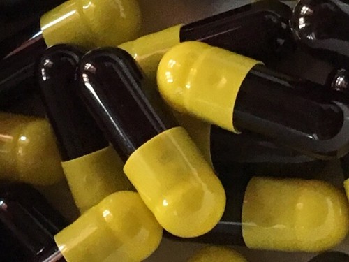 Capsule di gelatina vuote gialle taglia 4 conosciute anche come Gelcaps - Foto 3 di 3