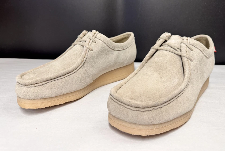 NEW WOMENS CLARKS PADMORA WALLABEE Sand Suede 2 EYE LACE SHOES 8 M - Image 3 of 4