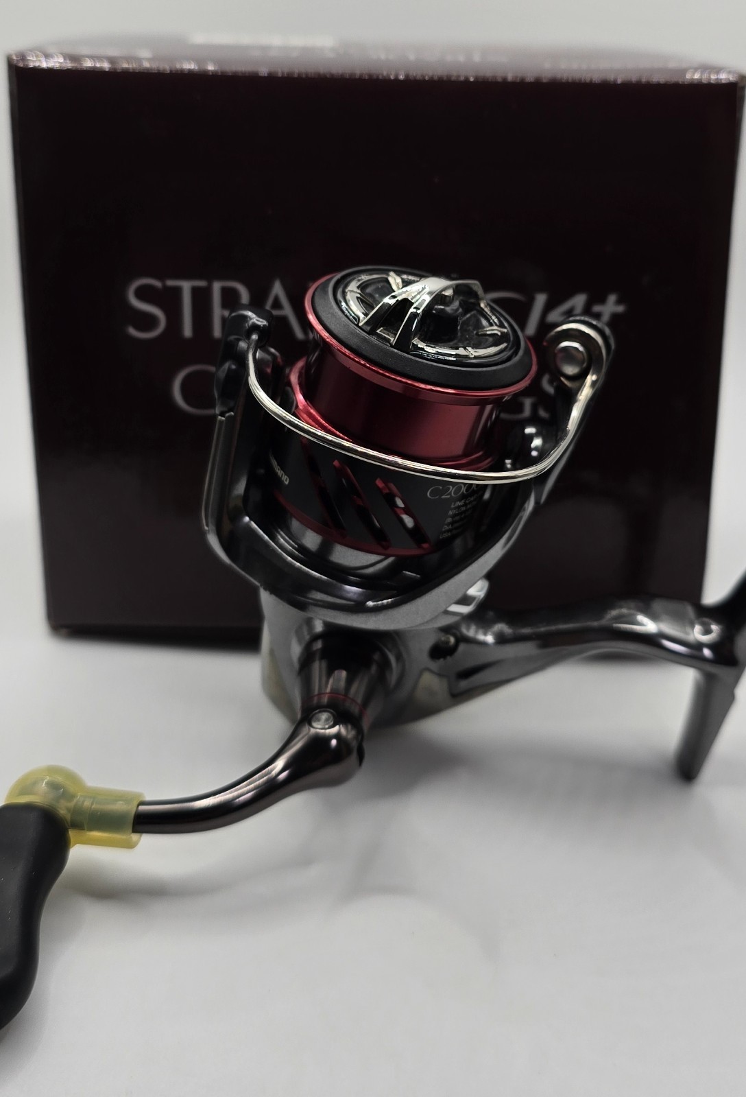 Shimano Stradic CI4+ C2000HGS-B Spinning Reel from Japan
