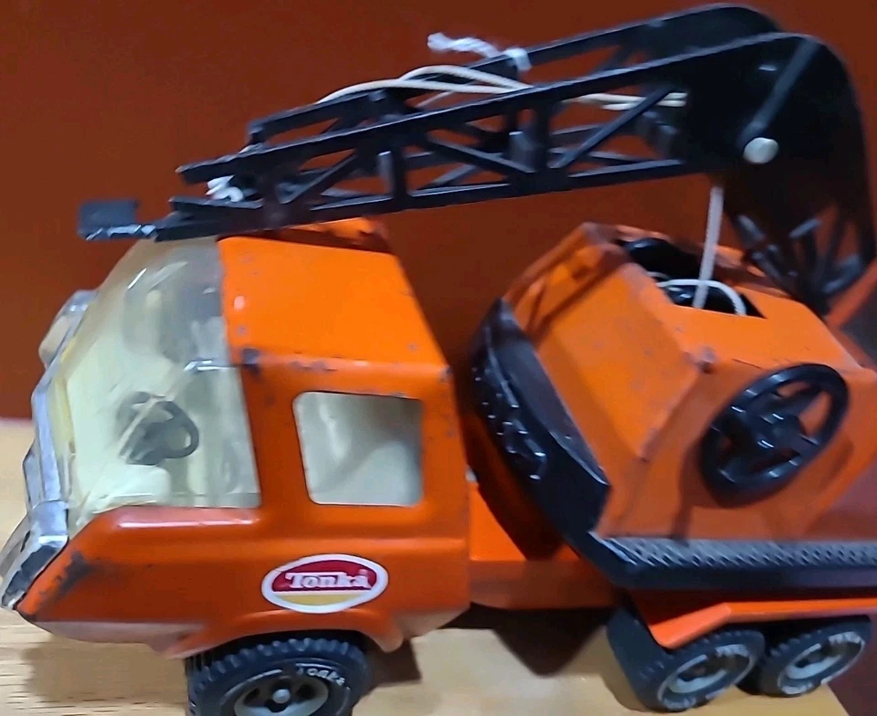 Винтажный крановый грузовик 1970-х Tonka  - Изображение 3 из 4