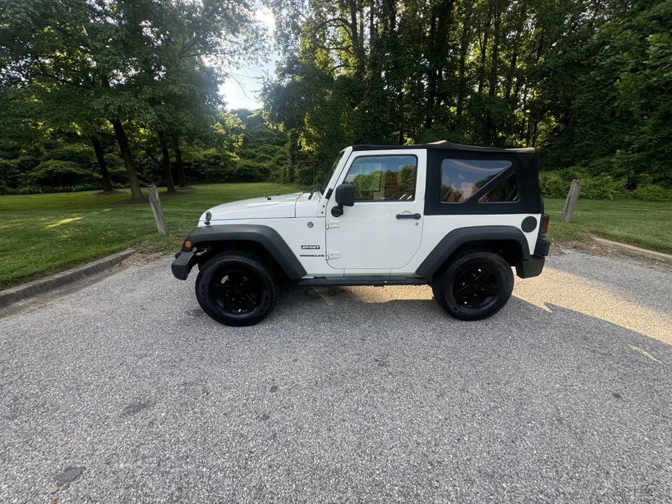 Jeep Wrangler Sport 2010 Foto 4 de 4