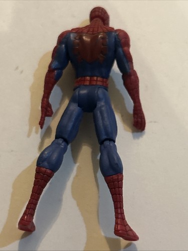 Marvel Universe Spider-Man 3.75" Figura Peter Parker Paquetes de Cómics Guerras Secretas - Imagen 4 de 6
