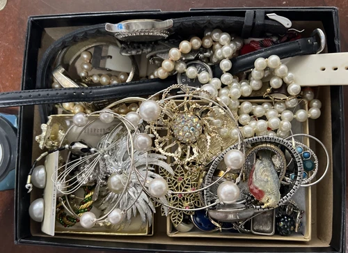2 pounds Estate Jewelry Lot Vintage to Now Costume Clean Junk Drawer