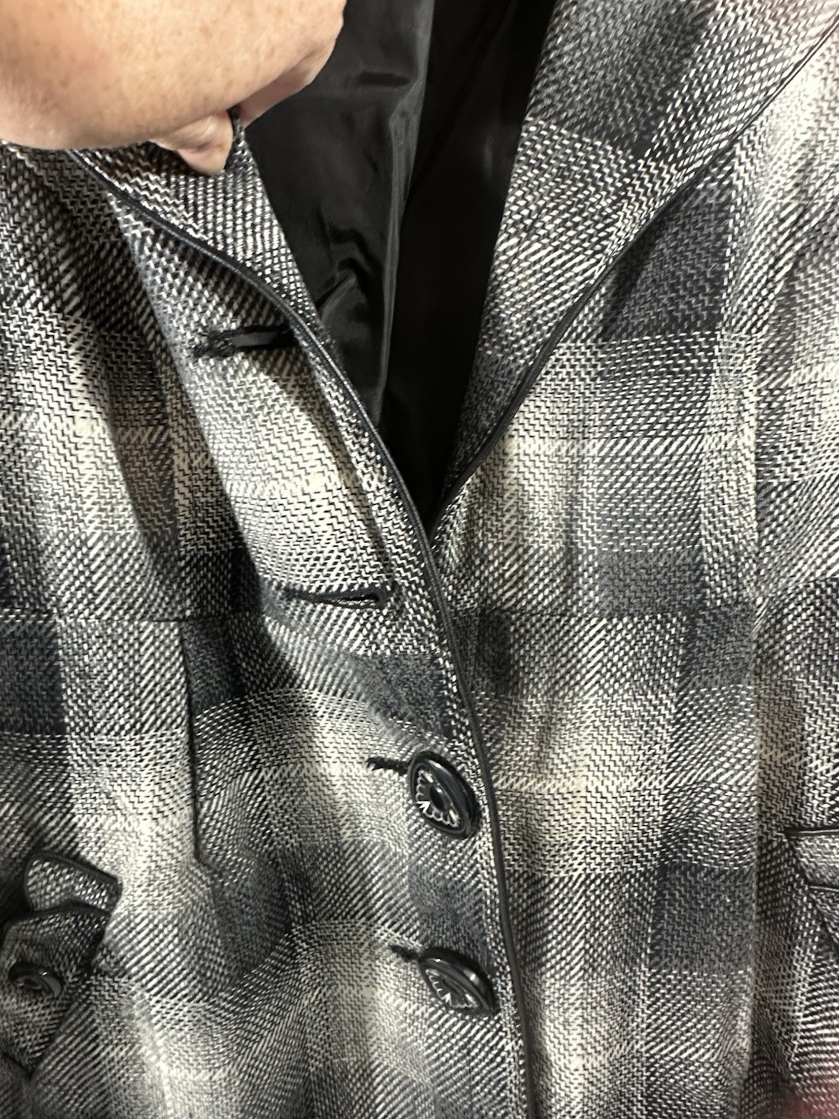 Medium weight jacket - image 2