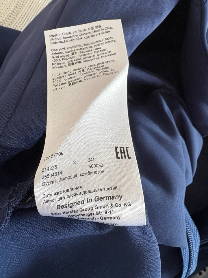 Jumpsuits- in wunderschönem Blau  - Bild 4 von 4