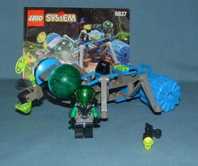 SYSTEM, SPACE, INSECTOIDS COSMIC CREEPER 6837 - LEGO - USED W/ INSTRUCTIONS