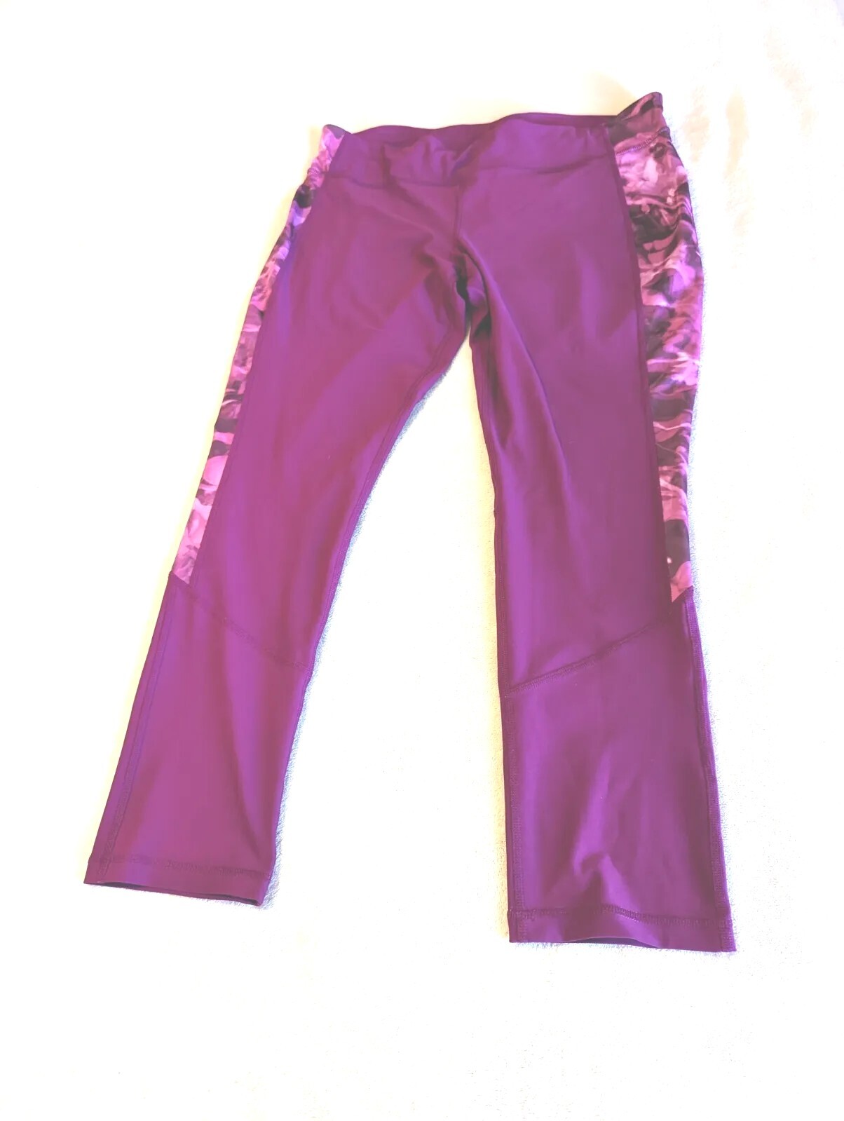 Xersion Womens Capri Leggings XL Performance Fitted Purple Floral