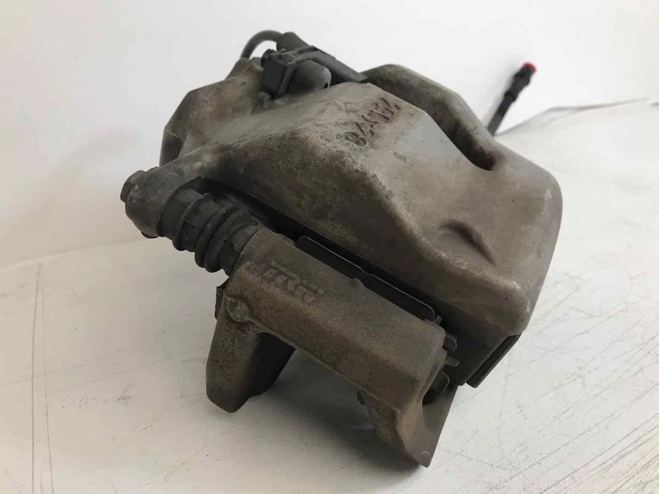 3.0l Rwd Front Rh Passenger Brake Caliper OE 295x28 Fits MERCEDES BENZ 2008-2014 - Image 2 of 4