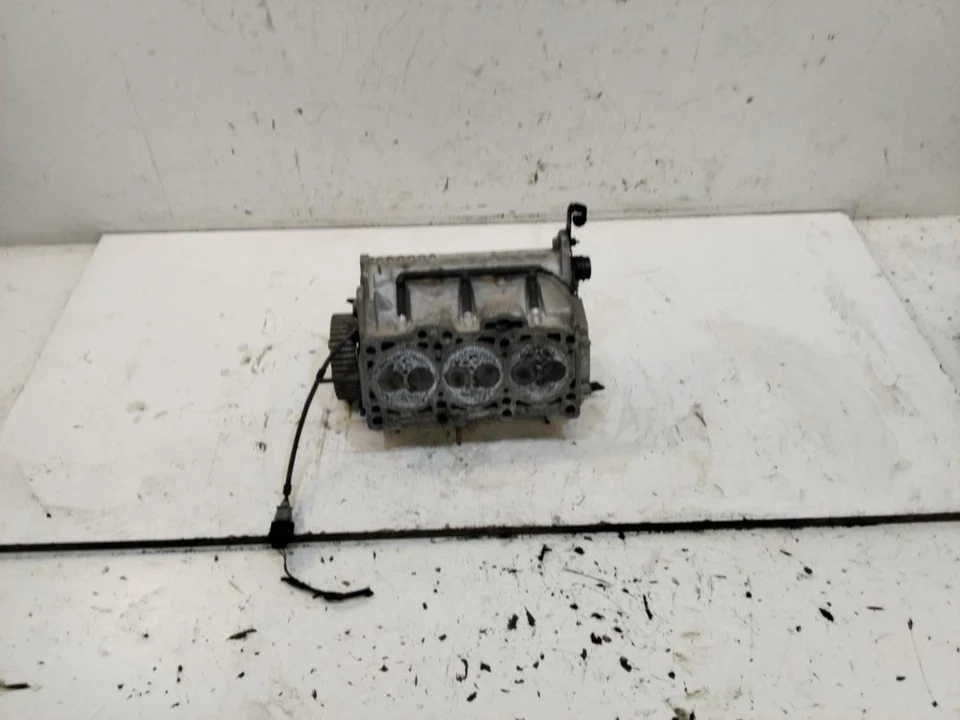 045103373HV420 Zylinderkopf R. für SEAT IBIZA (6L1) * 1606176 - Bild 2 von 4