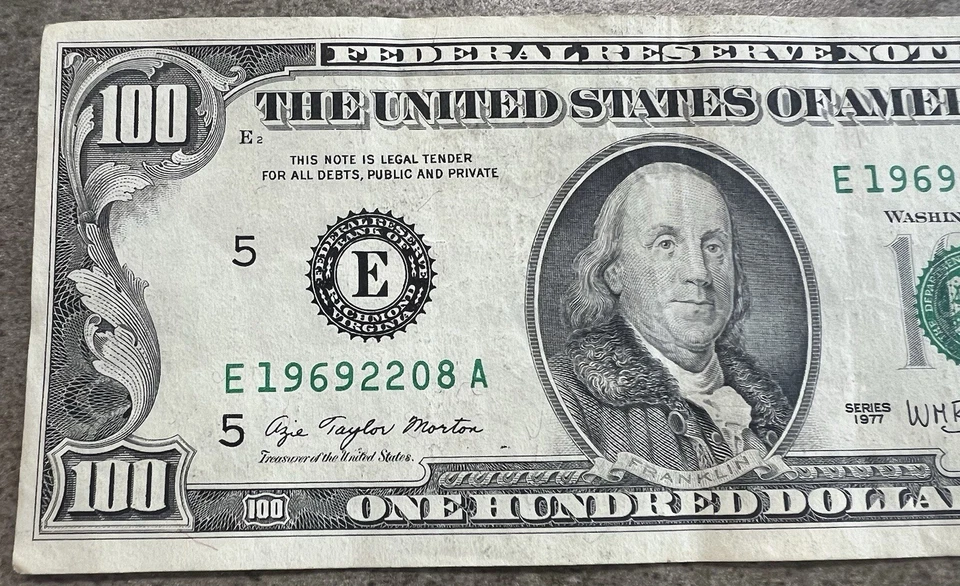 USA Aug 22 1969 Birthday note  $100 1977 Good Condition Circulated center off - Image 2 of 4