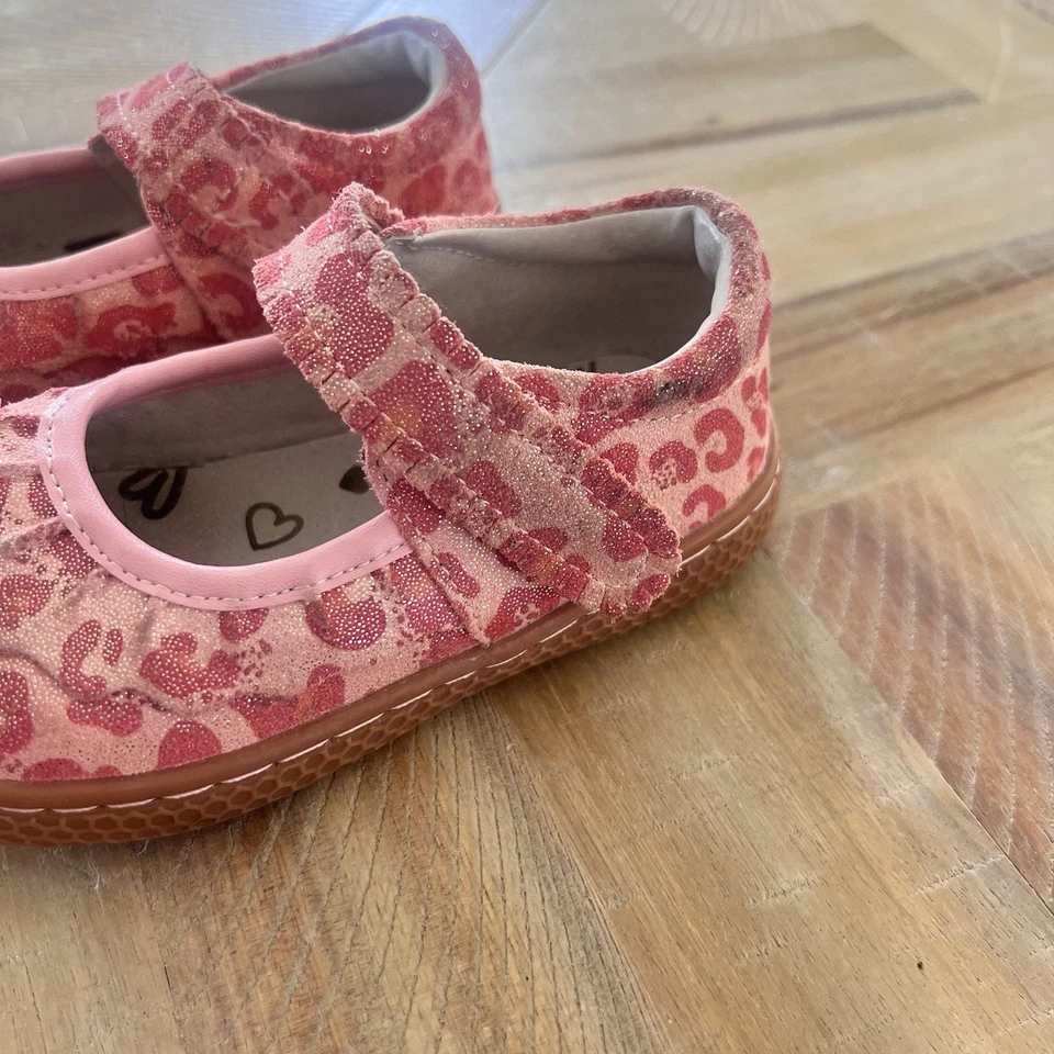 Livie and Luca Rosa Leopardo Cuero Brillante Niñas Pequeñas Mary Jane Talla 7 Foto 3 de 4
