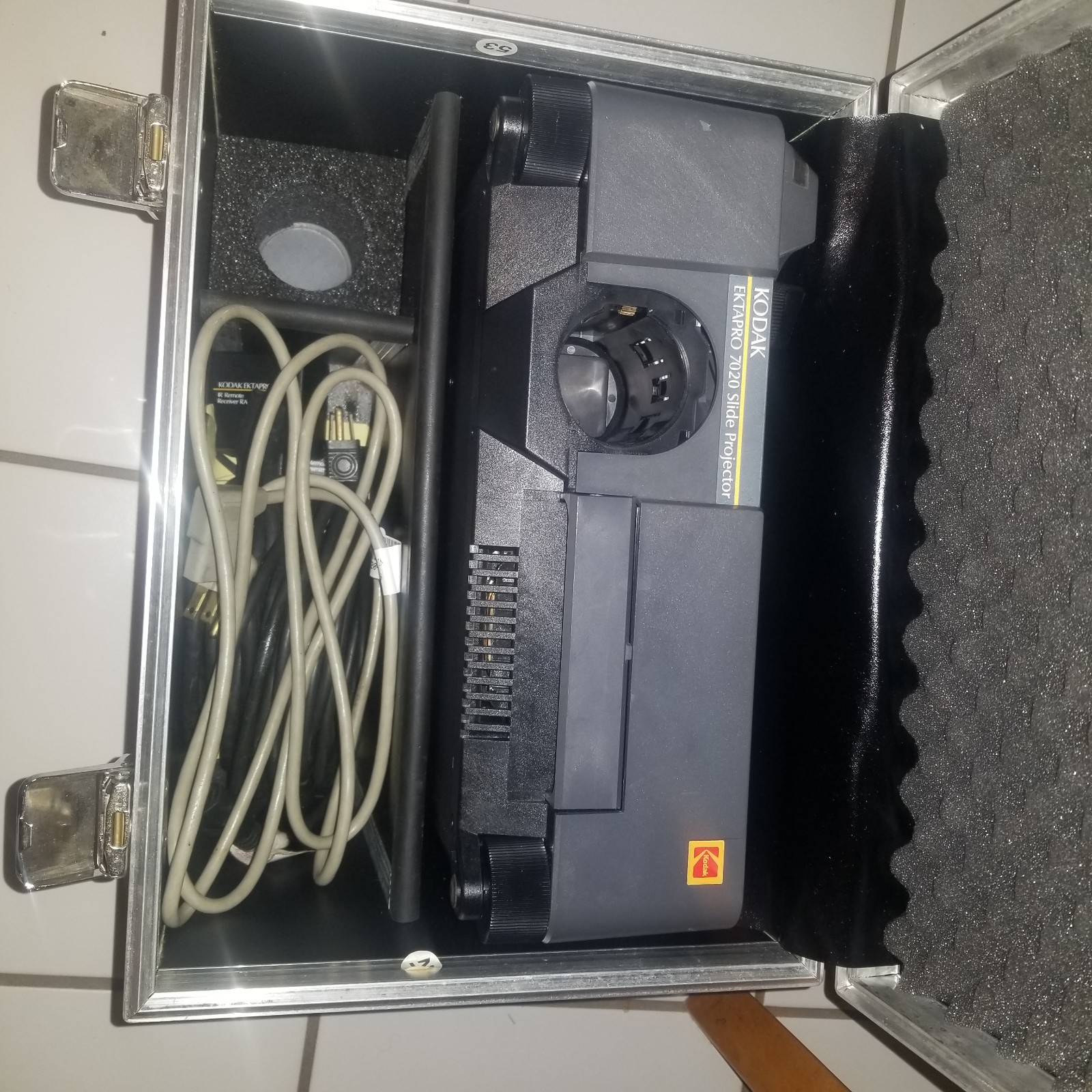 Kodak Ektapro 7020 Slide Projector- Choose your lens, cord, tray + FREE BONUS