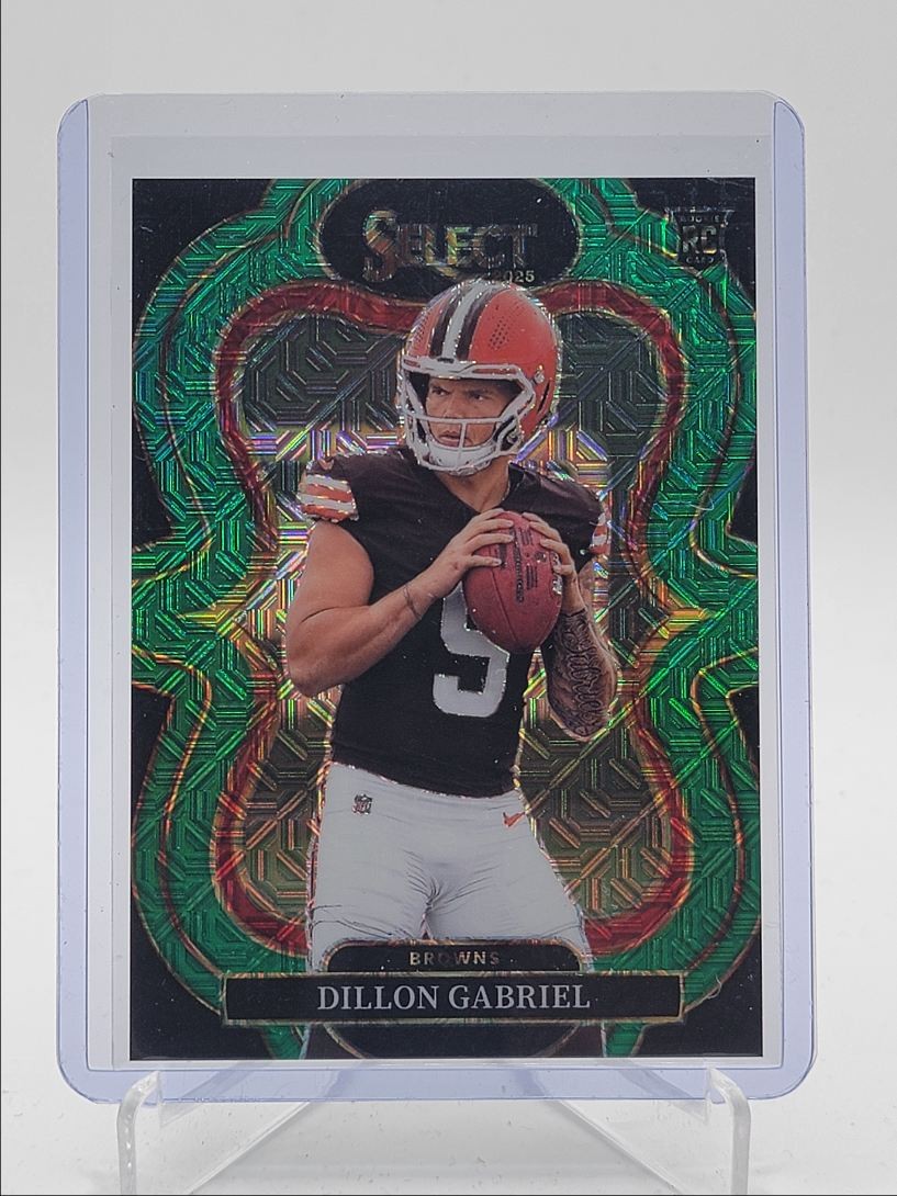 DILLON GABRIEL 2025 SELECT SUITE LEVEL ROOKIE GREEN PRIZM RC /5 Q6377