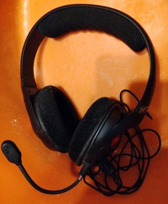 Top! Creative Labs Fatal1ty Gaming Headset mit abnehmbaren Mikrofon 3.5mm Klinke