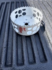 Milwaukee Tool 49-56-9647 4-1/4" Hole Dozer Bi-Metal Hole Saw (1167, 901)