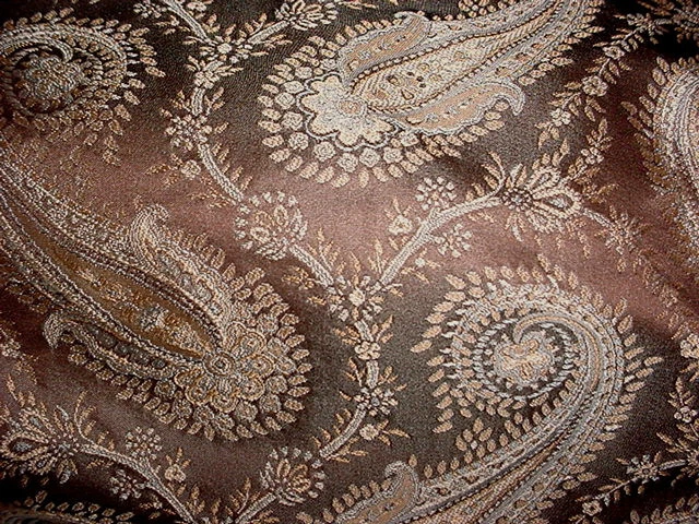 4-5/8Y Kravet Couture 28915 Well Lived Life Silk Paisley Upholstery Fabric - Image 3 of 4