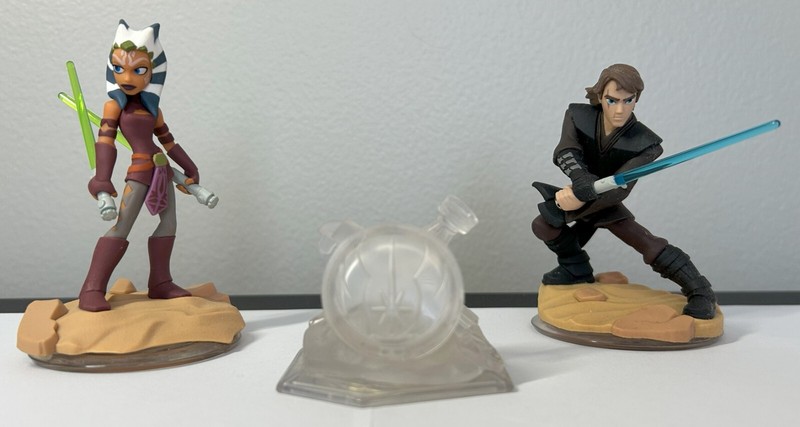 Disney Infinity Lot - Star Wars Twilight of the Republic Figures (2) + Playset