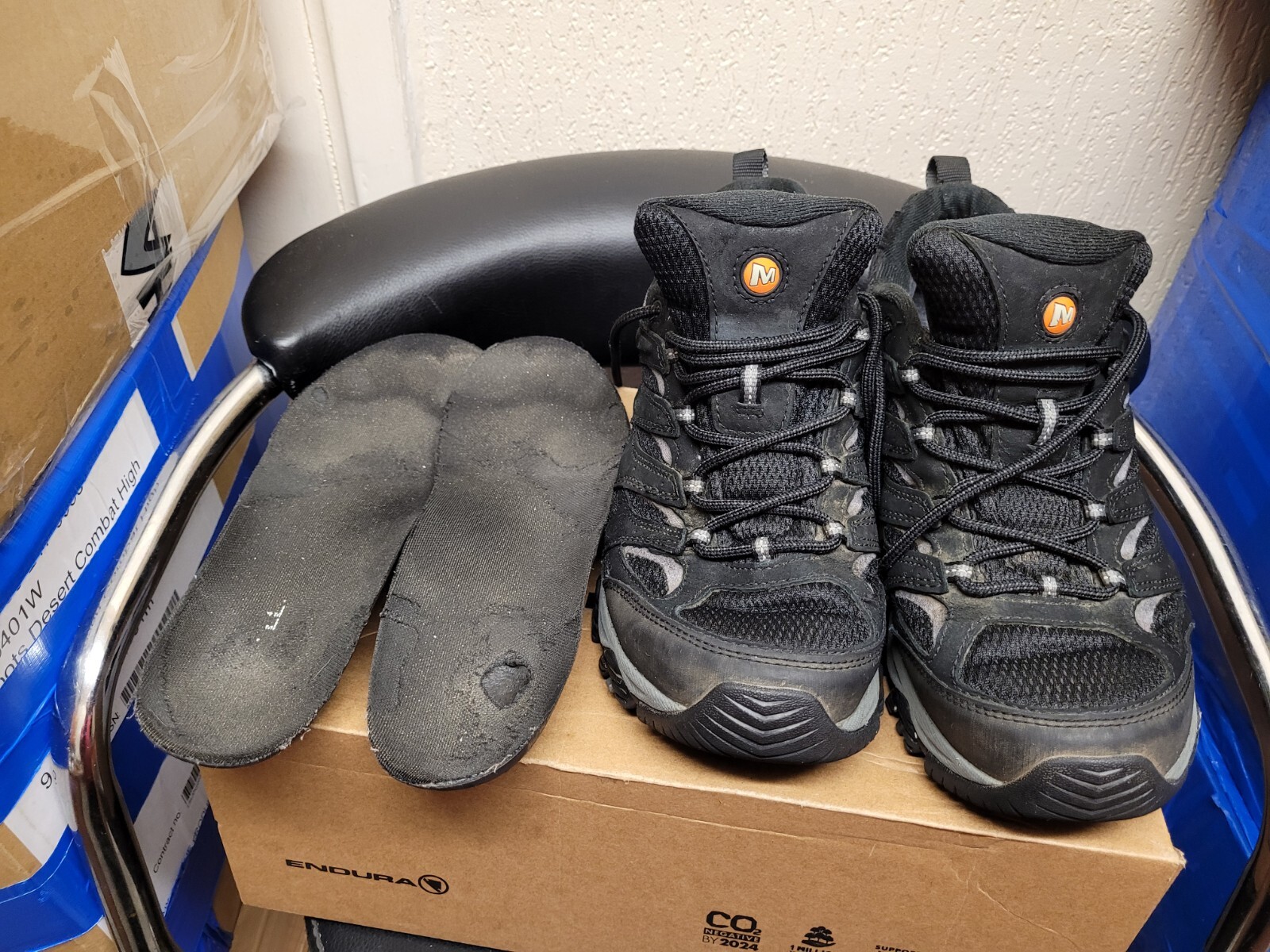 Scarpe da trekking Merrell Moab 2 Goretex da uomo nere taglia UK 10