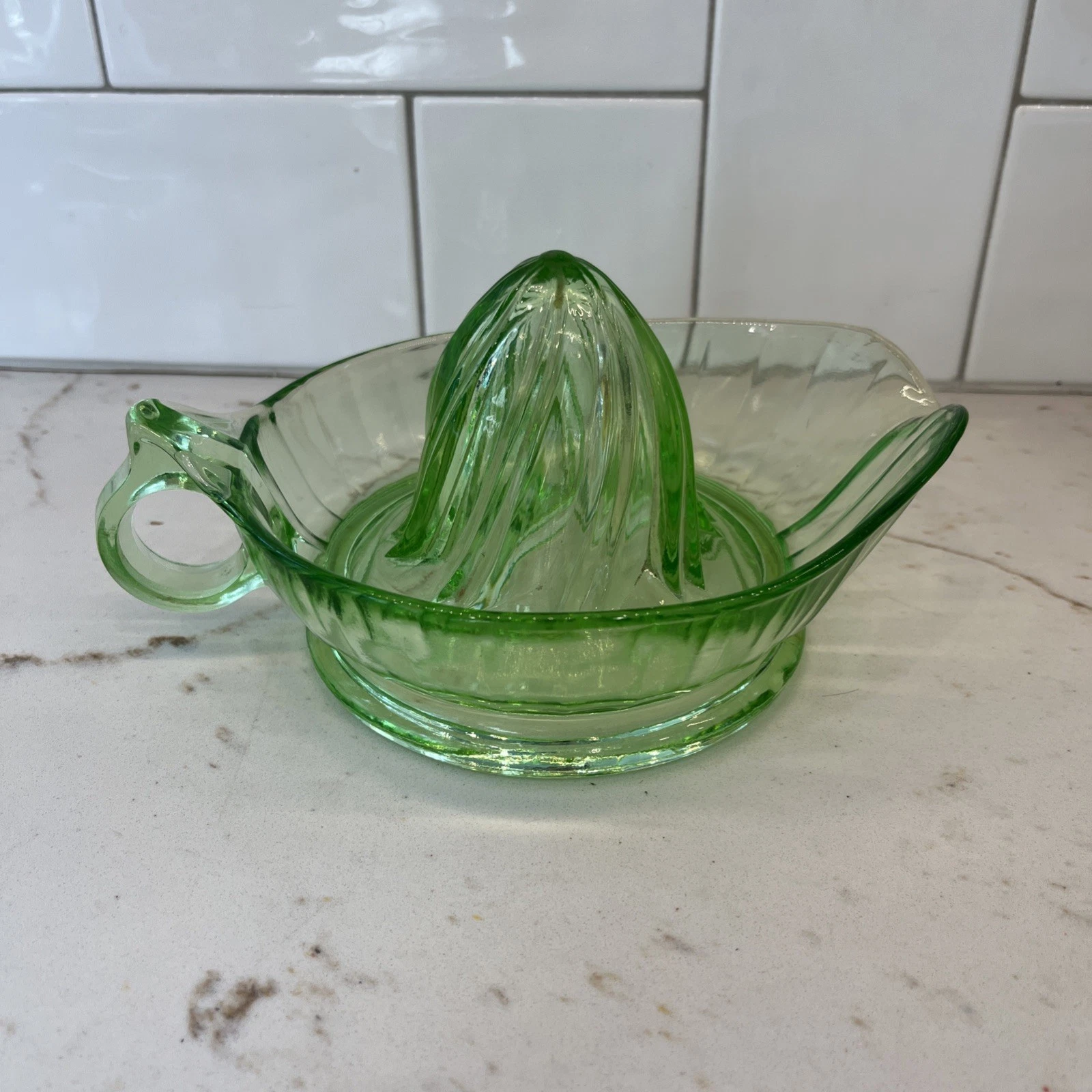 Green Depression Glass Citrus Juicer Vintage Style Reamer w/ Uranium 8 In