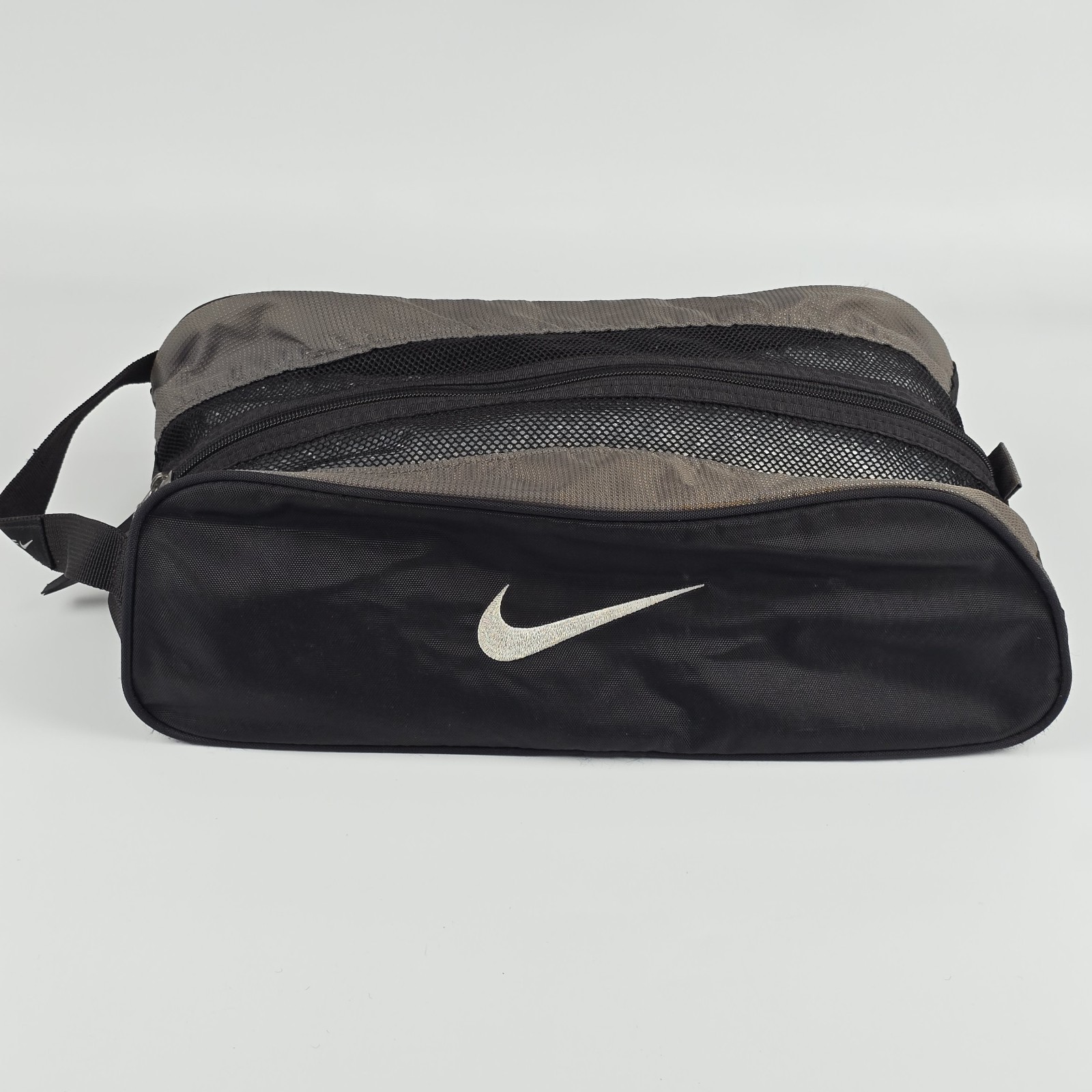 Nike Golf Shoe Bag Black Taupe Nylon Mesh Vent 14.5"x5" Tote Zipper Lightweight