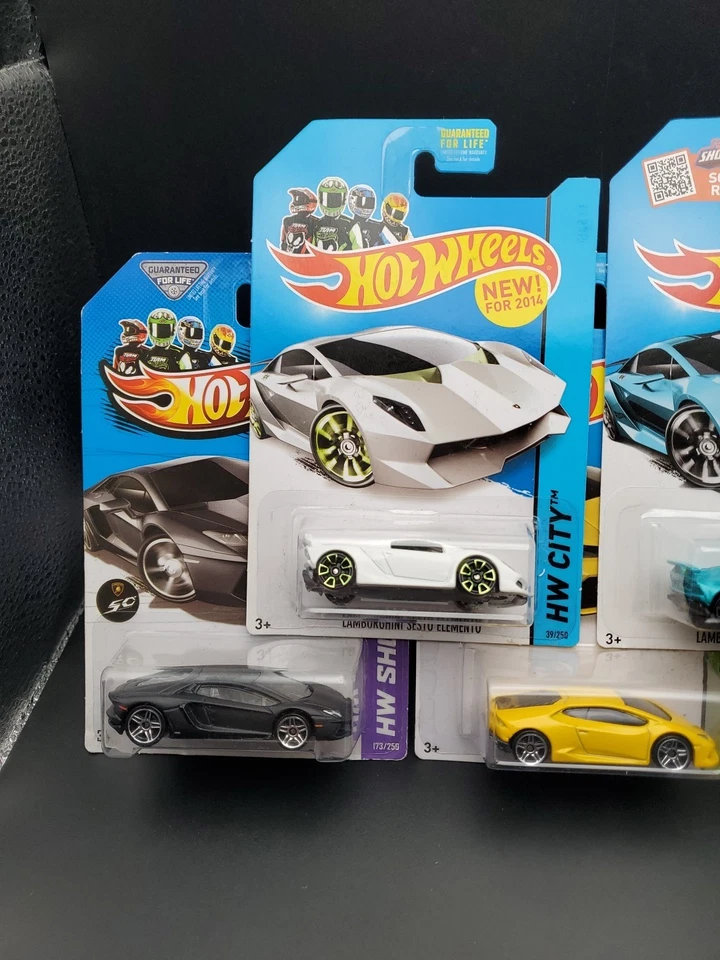 5 Hot Wheels Lamborghini Huracan, Lamborghini Sesto, Lamborghini Aventador Foto 4 de 4