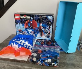 Lego 6983 Ice Station Odyssey 1993 100% Complete with Instructions and Inner Box