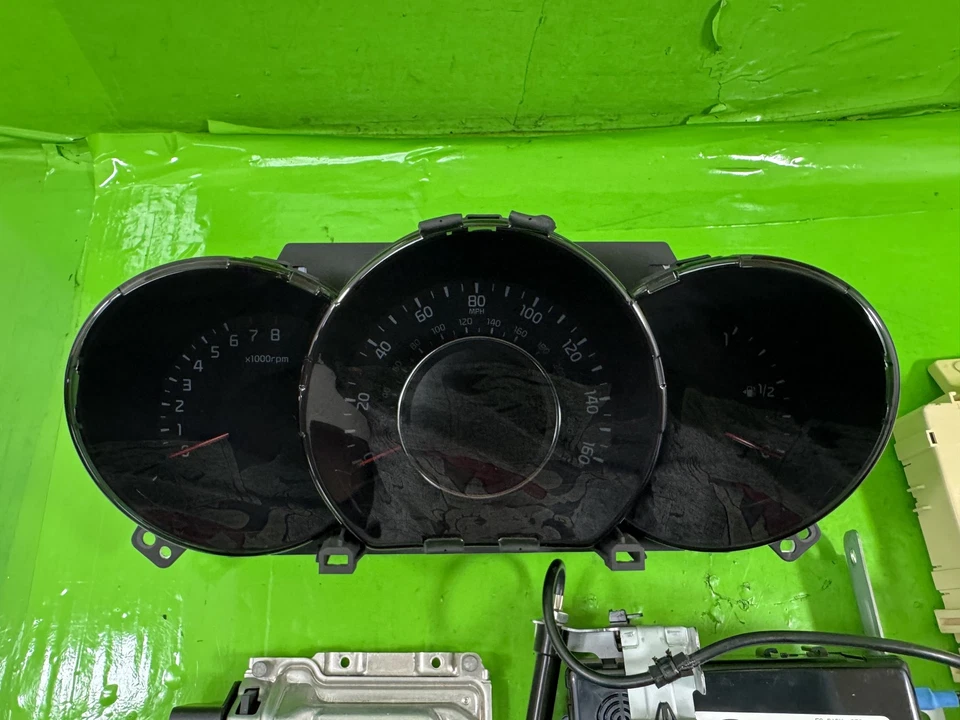 KIA CEED ECU KIT SPEEDOMETER BCM MODULES KEY 1.4 PETROL MANUAL MK2 2015-2018 - Image 4 of 4