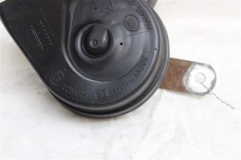 CUERNO MERCEDES-BENZ GL350 GL450 GL550 GL63 AMG 2014 14 0055306 1157397 Foto 2 de 4