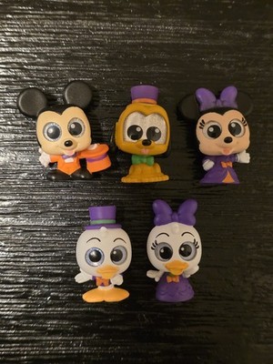 Minnie Mickey Daisy Donald Pluto - Haunted Halloween Disney