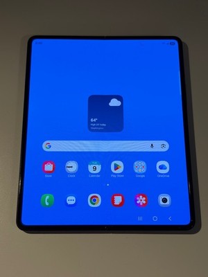 Samsung Galaxy Z Fold3 - 512 GB - Phantom Black (Unlocked) - FAIR CONDITION
