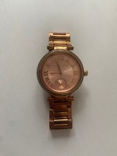 Prezzo trattabile. Orologio al quarzo oro rosa