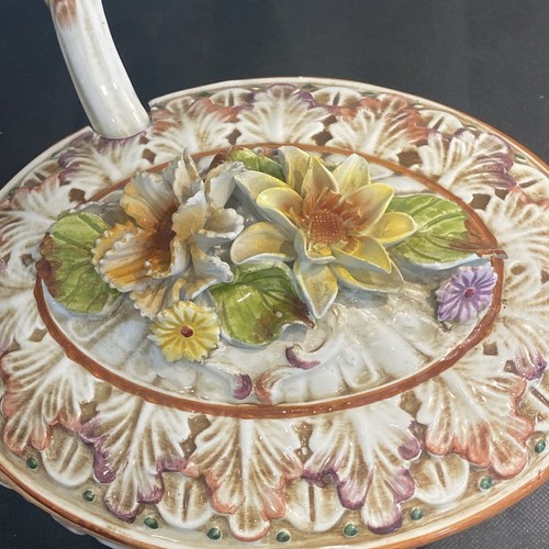 Antigua sopa Alfas firmada con cucharón y plato. - Imagen 6 de 21