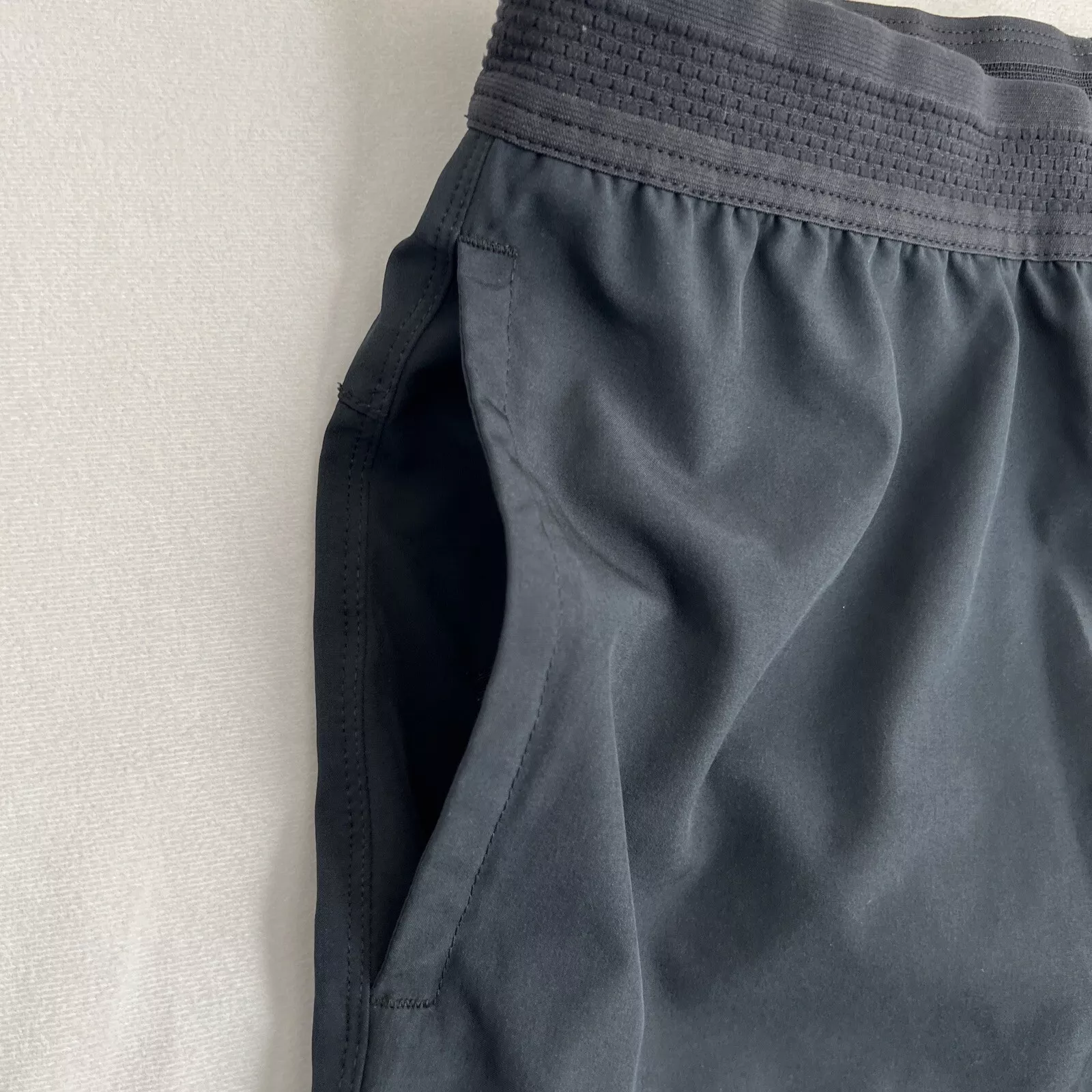 fabletics the fundamental short ii performance stretch gym activewear shorts