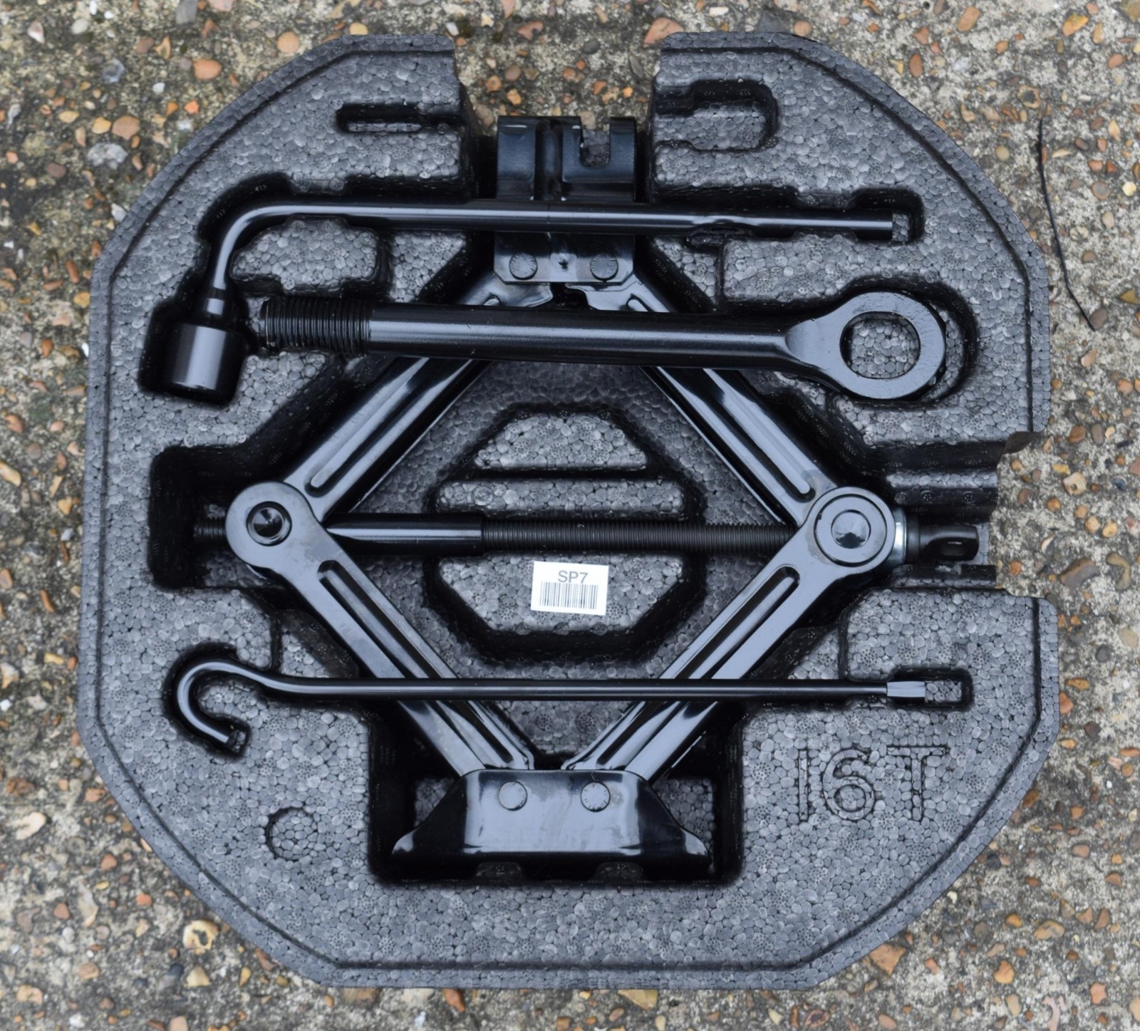 GENUINE HYUNDAI KONA KIA STONIC TOOL KIT JACK SET WHEEL BRACE TOWING