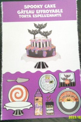 NEW MGA miniverse make it mini HALLOWEEN series SPOOKY CAKE 