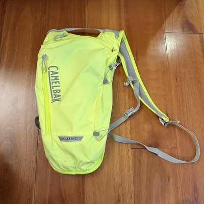 Safety Yellow/Silver - CamelBak Classic Light Bike Hydration Pack 70oz EUC