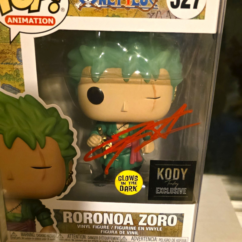 Funko Pop! Animation One Piece Roronoa Zoro Glow in Dark Exclusive #327
