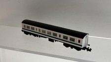 Graham Farish N Gauge BR Blue & White Class 101 Diesel Multiple Unit Centre Car