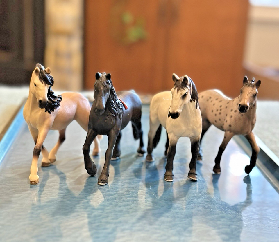 Schleich Horse Figures Set Of 4 Retired Models EBay schleich-horse-figures-set-of-4-retired-models-ebay