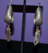 SOUTHWEST Sterling Silver 925 Wire Dangle Feather Earrings Turquoise Coral Vtg