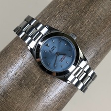Vtg Guess Waterpro Women G65943L Blue Dial Silver Tone Quartz 20mm Watch 6 1/4"