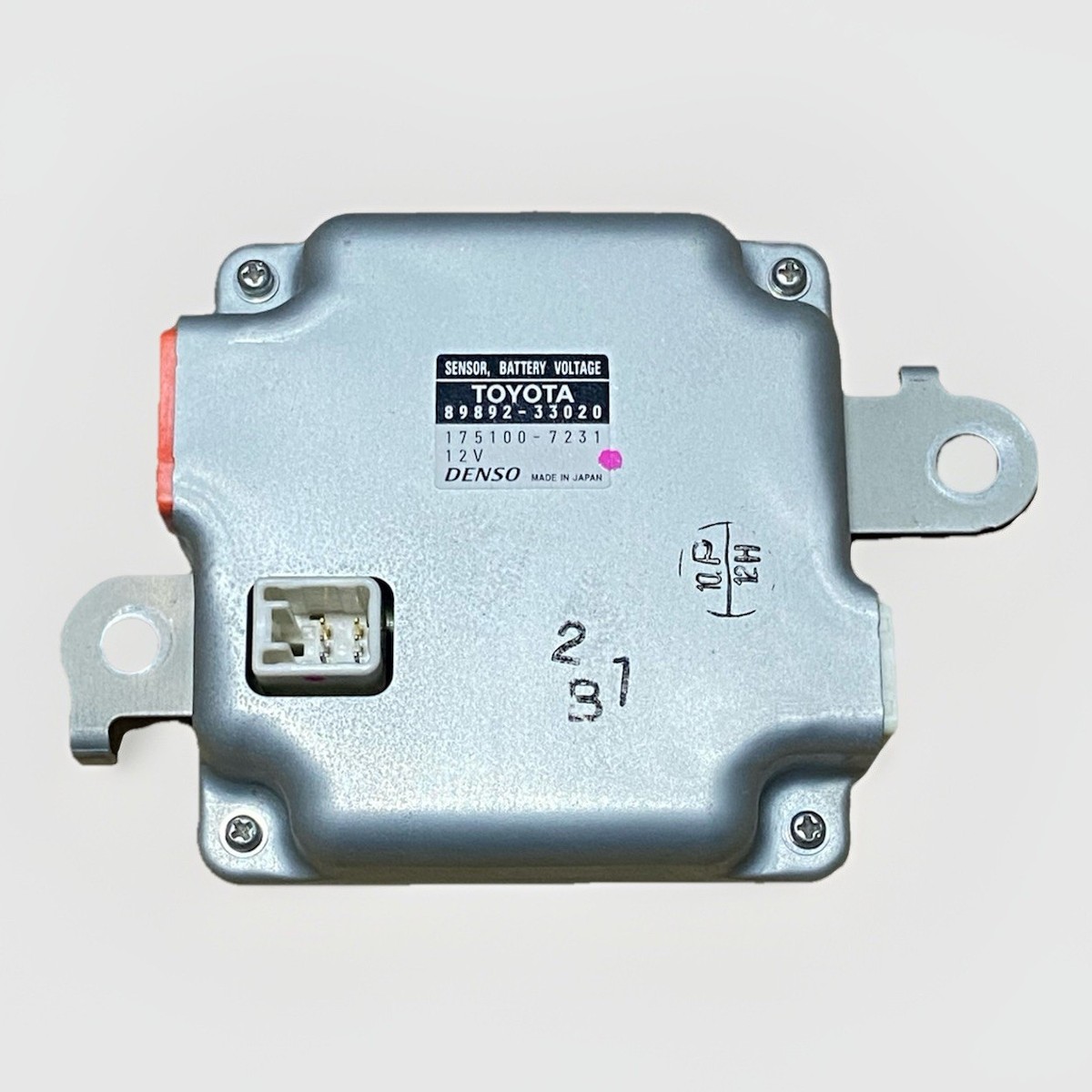 カムリ　ボルテージセンサー　89892-33020 Toyota Camry Hybrid Voltage Sensor 89892-33020 | eBay