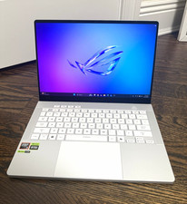ASUS ROG Zephyrus G14 3K OLED 120Hz  Ryzen 9 16GB RTX 5060 1TB Platinum White