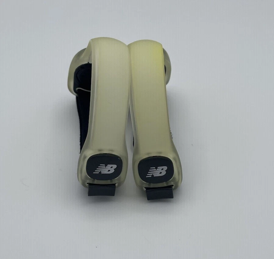 Brazalete de seguridad LED New Balance de alta visibilidad 2pk banda para piernas brazo probado usado en excelente estado Foto 4 de 4