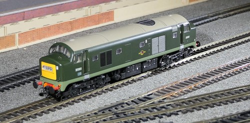 Heljan 2304 Class 23 Baby Deltic No D5901 in BR Green Livery, Near Mint Boxed | Condition: Used