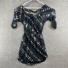 Express Women's Dress Size XS Black White Short Sleeve Pleated Built In Tank