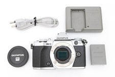 OLYMPUS OM-D E-M5 Mark II Body Silver Working