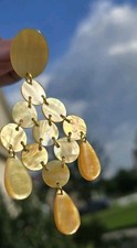 NWOT Viktoria Hayman Womens Mother Of Pearl Chandelier Shell Dangle Earrings